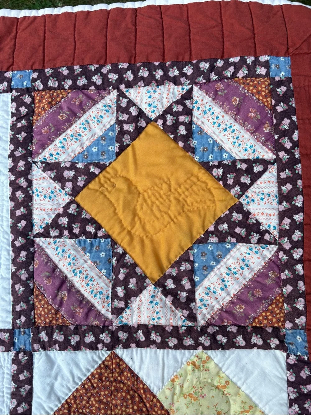 Vintage hand-sewn crib quilt/throw